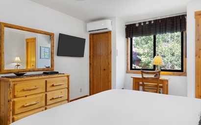 Clark's Knoll 371 27