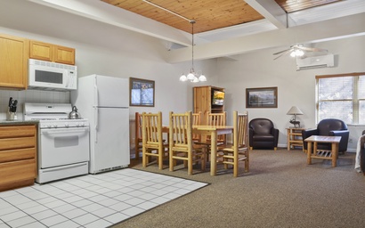 Town Square Lodge 9 6