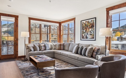 Grand View 2720 4