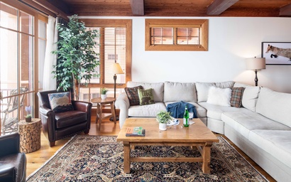 Crystal Springs 305 3