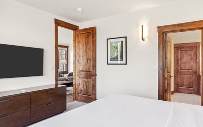 Grand View 2720 24