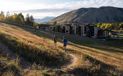 One Town Hill 201 18