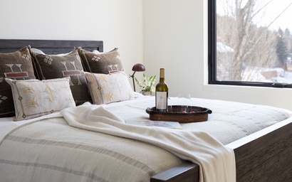 One Town Hill 301 25