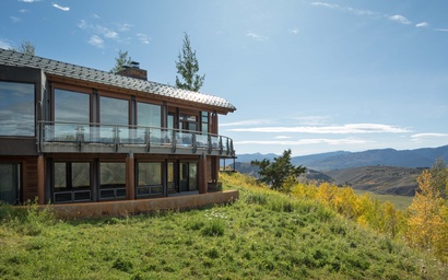 Mountain View Escape 46