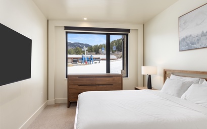 One Town Hill 302 16