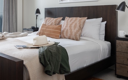 One Town Hill 406 12