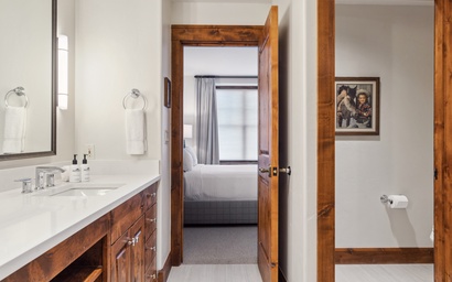 Grand View 2720 26