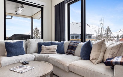 One Town Hill 301 12