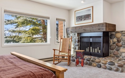 Teton Shadows Granite D 25