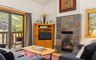 Clark's Knoll 367