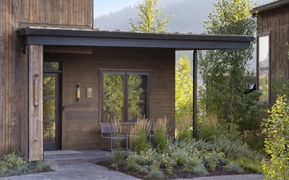 Hoback Hideaway 25