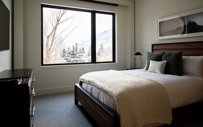 One Town Hill 303 18