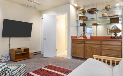 Teton Shadows Granite F 29