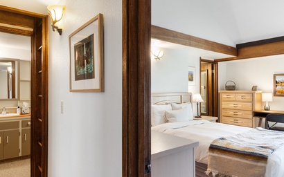 Teton Shadows Rimrock C 16