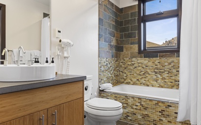 Pearl at Jackson 202 29