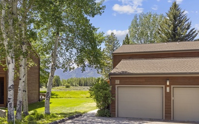 Teton Shadows Granite F 40