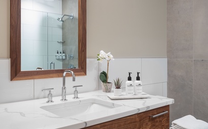 One Town Hill 508 11