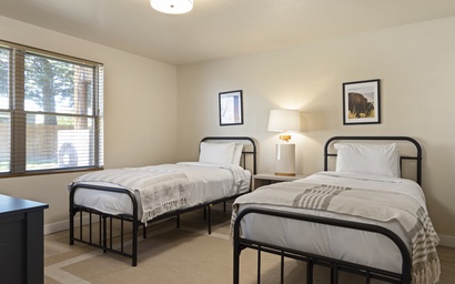 Town Square Lodge 2 19