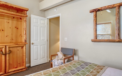 Town Square Lodge 12 8