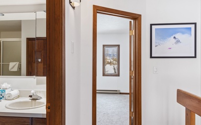 Teton Shadows St. John B 21