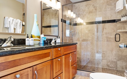 Teton Shadows Granite F 23