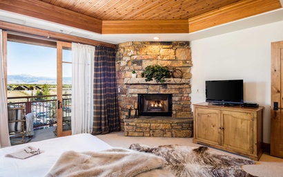 Crystal Springs 305 12