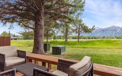 Teton Shadows Granite E 26