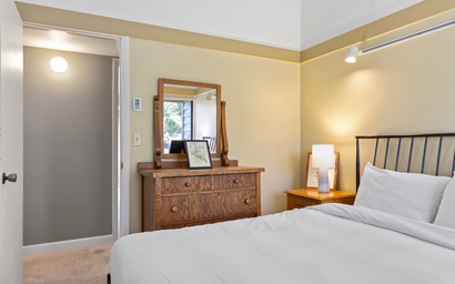 Teton Shadows Eagle D 24