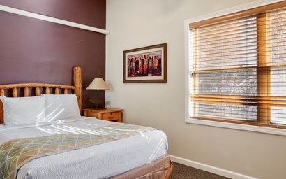 Town Square Lodge 12 7