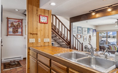 Teton Shadows Granite D 12