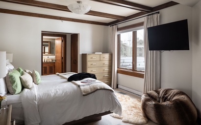 Residence 771 at the Four Seasons 23