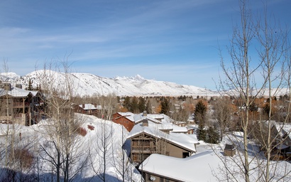 Grand View 3240 12