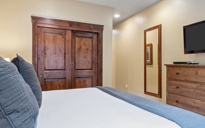 Grand View 3240 38