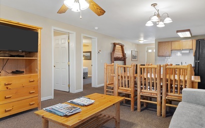 Town Square Lodge 4 4
