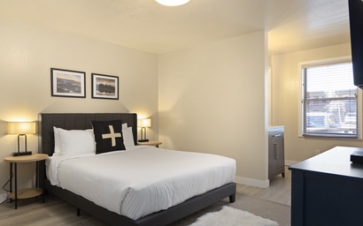 Town Square Lodge 2 12