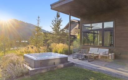 Hoback Hideaway 28