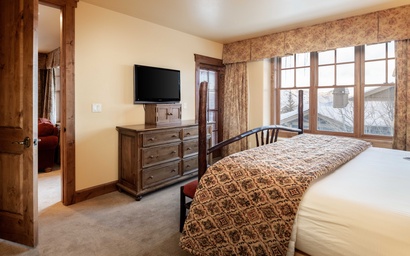Grand View 491 15