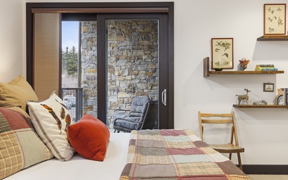 Pearl at Jackson 202 12