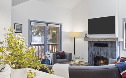 Clark's Knoll 381 4