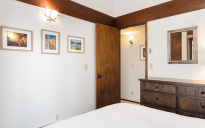 Teton Shadows Rimrock C 26