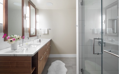 One Town Hill 202 10