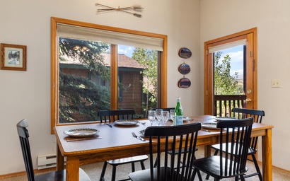 Grand Vista 423 8