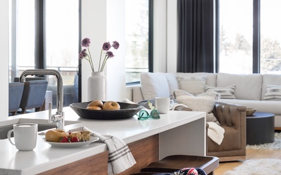 One Town Hill 301 18