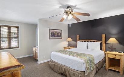 Town Square Lodge 5 11