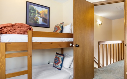 Teton Shadows Shoshone D 34