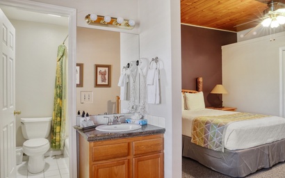 Town Square Lodge 11 10