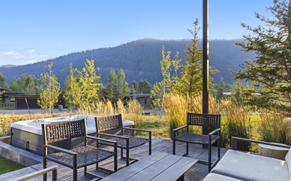 Hoback Hideaway 29