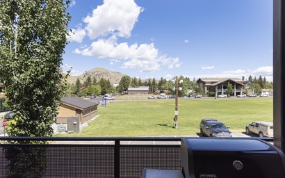 One Town Hill 200 13