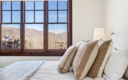 Grand View 3230 24