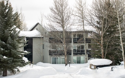 Four Seasons I B3 32